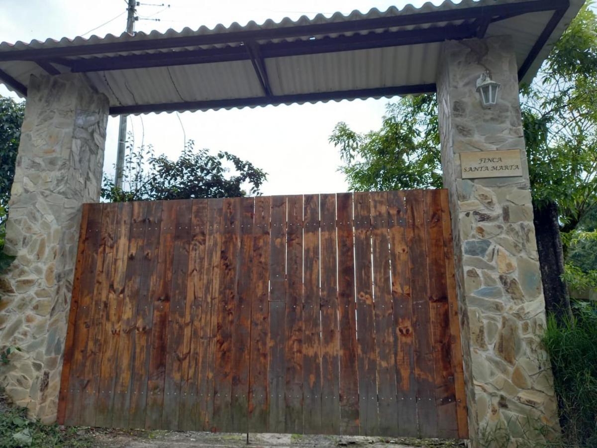 Finca Exclusividad Familiar O Grupo De Amigos Capacidad Hasta 12 Personas Calles En Placa Huella, Caminata Ecologica Alban  المظهر الخارجي الصورة